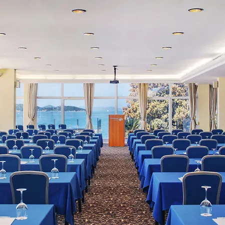 Hotel Royal Blue
