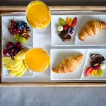 Royal Blue Hotel 5*