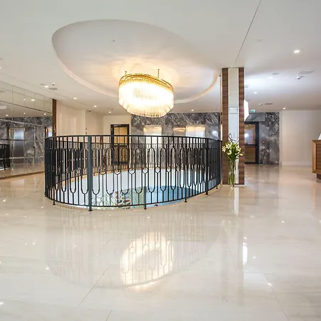 Royal Blue Hotel 5*