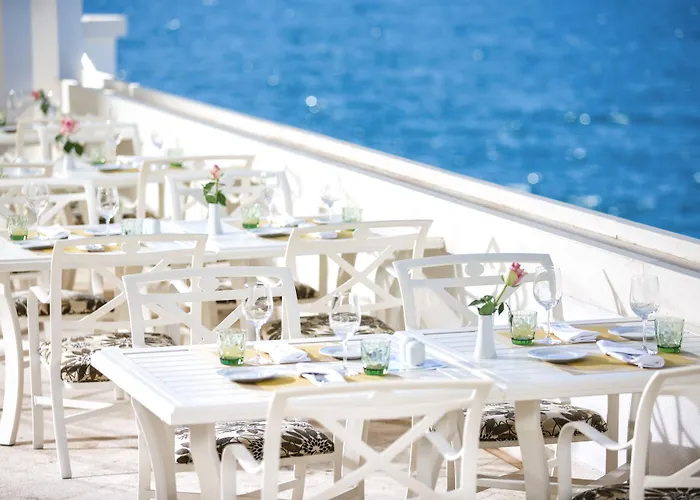 Royal Blue Dubrownik