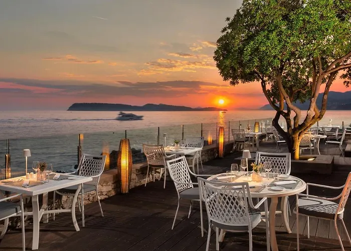 Royal Blue Dubrownik